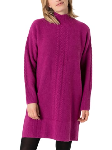 Timezone Strickkleid in Pink