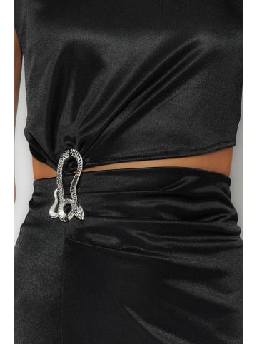 trendyol Kleid in Schwarz