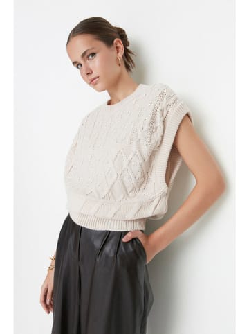 trendyol Pullunder in Creme