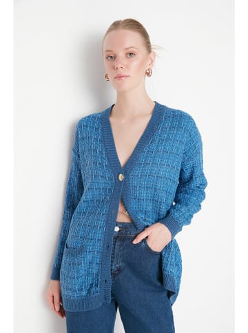 trendyol Cardigan in Blau