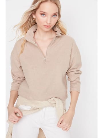 trendyol Sweatshirt in Beige