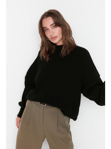 trendyol Pullover in Schwarz