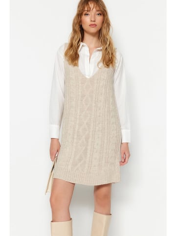 trendyol Strickkleid in Beige