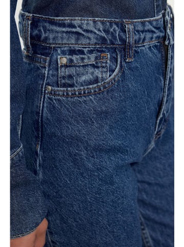 trendyol Dżinsy - Mom fit - w kolorze niebieskim