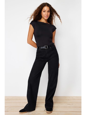 trendyol Body in Schwarz