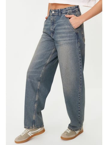trendyol Jeans - Mom fit - in Hellblau