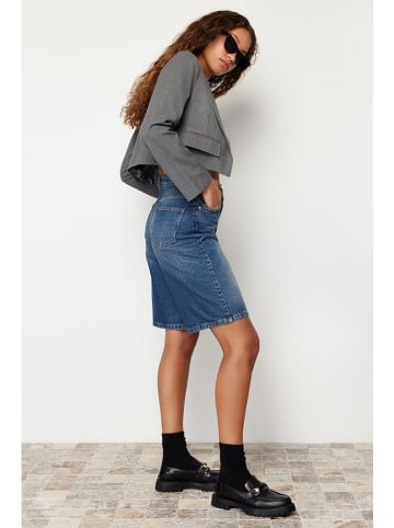 trendyol Jeans-Bermudas in Blau