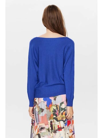 NÜMPH Sweter w kolorze niebieskim