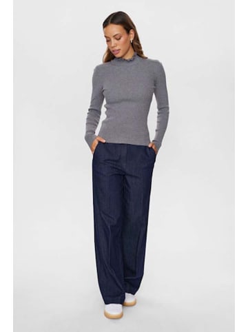 NÜMPH Pullover in Grau