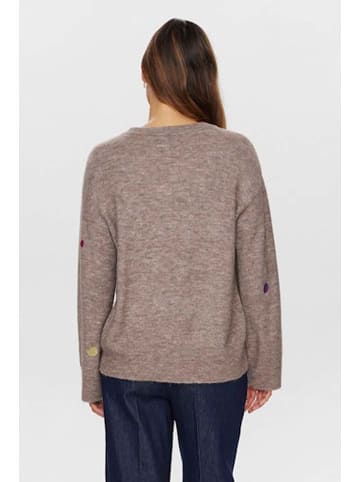 NÜMPH Pullover in Hellbraun