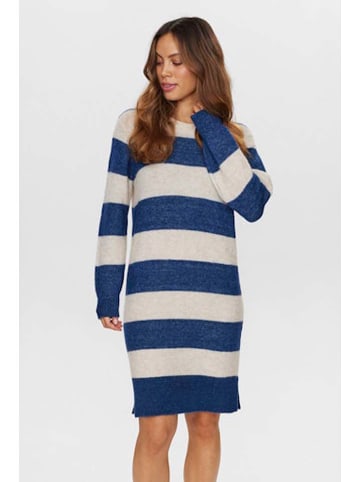 NÜMPH Strickkleid in Creme/ Blau