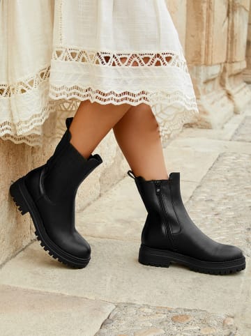 Bellucci Boots in Schwarz