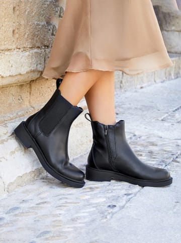 Bellucci Chelseaboots zwart