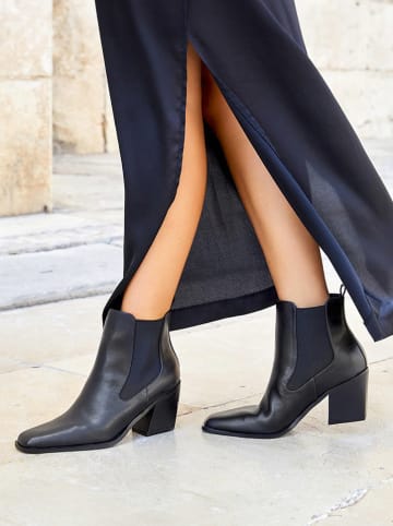 Bellucci Stiefeletten in Schwarz