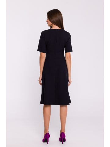 Stylove Kleid in Schwarz