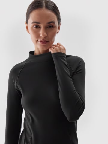 4F Trainingsshirt in Schwarz