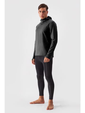 4F Thermounterhemd in Schwarz