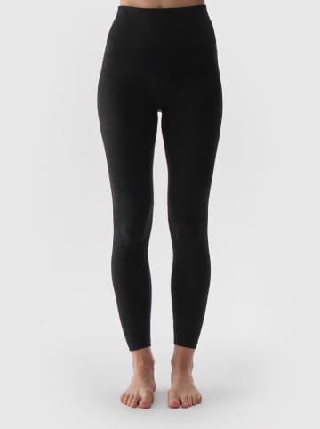 4F Thermounterhose in Schwarz