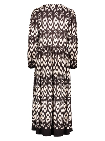 Oui Kleid in Creme/ Dunkelbraun