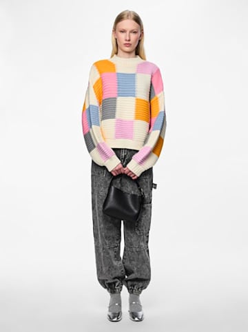 Pieces Sweter w kolorze kremowym