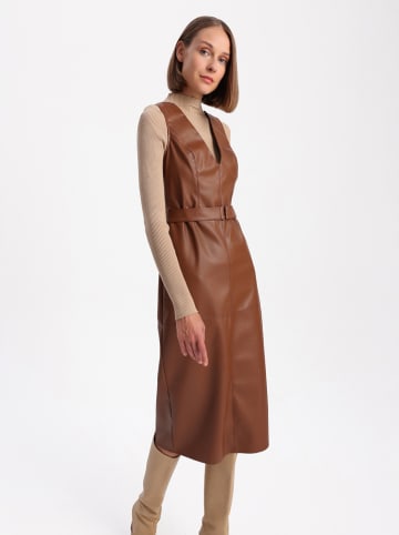 BGN Kleid in Cognac
