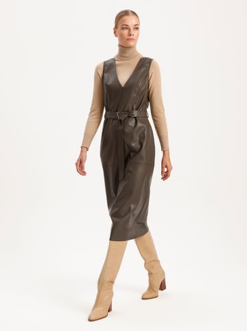 BGN Kleid in Dunkelgrün