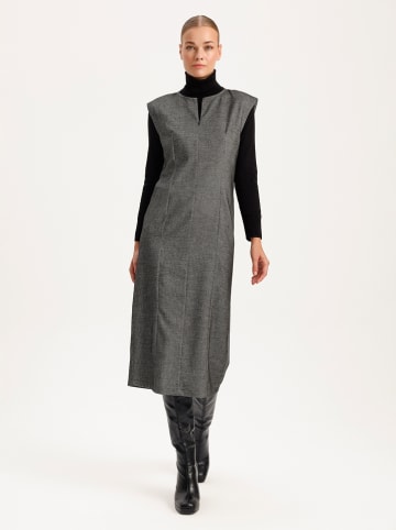 BGN Kleid in Anthrazit