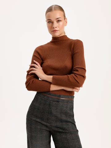 BGN Sweter w kolorze brązowym