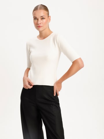 BGN Sweter w kolorze kremowym