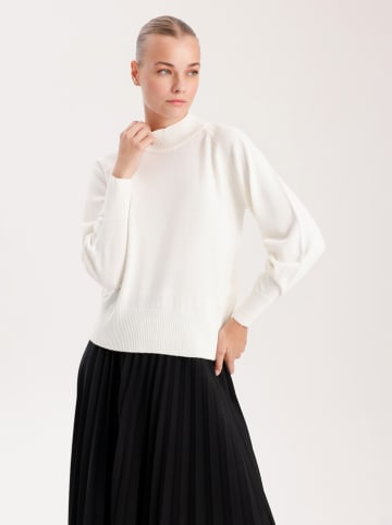 BGN Sweter w kolorze kremowym