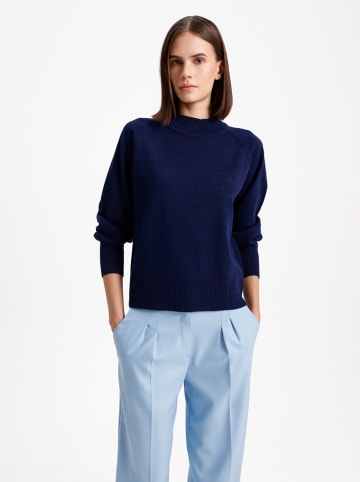 BGN Sweter w kolorze granatowym