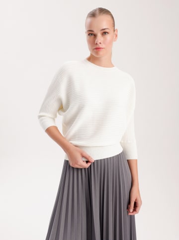 BGN Pullover in Creme