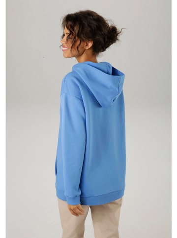 Aniston Hoodie in Hellblau