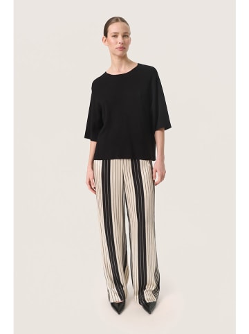 Soaked in Luxury Pullover in Schwarz