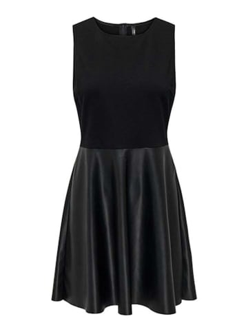 ONLY Kleid in Schwarz