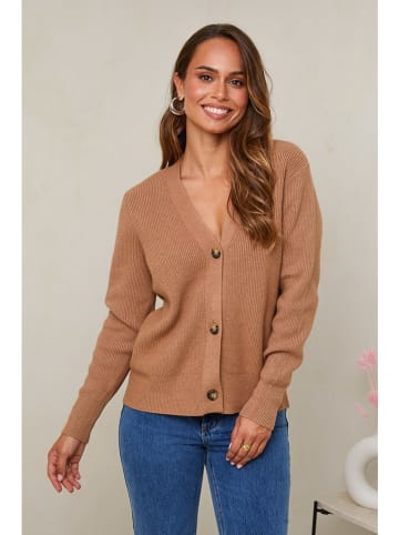Soft Cashmere Cardigan in Camel