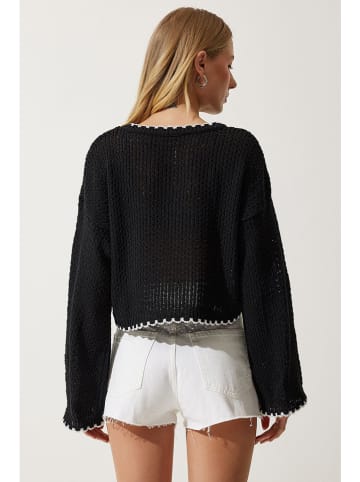 Happiness Istanbul Pullover in Schwarz