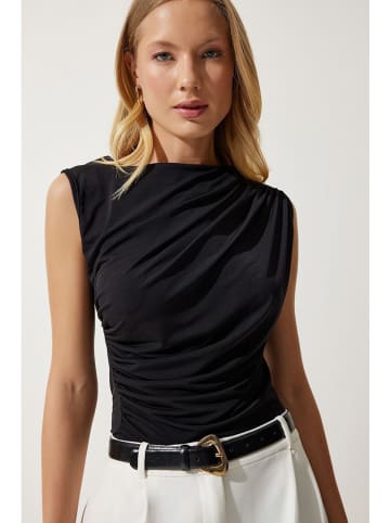 Happiness Istanbul Top in Schwarz
