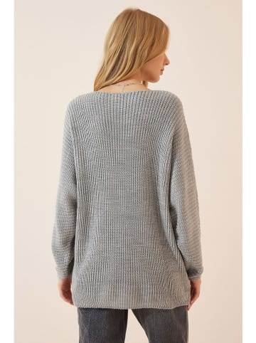 Happiness Istanbul Pullover in Grau