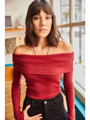 Olalook Sweter w kolorze czerwonym