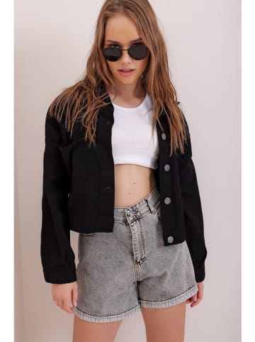 Trend Alaçatı Stili Jeansjacke in Schwarz