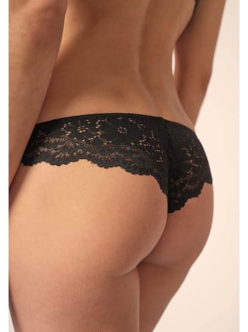 Skiny String in Schwarz