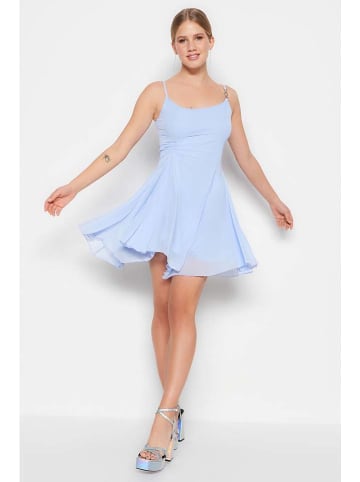 trendyol Kleid in Hellblau