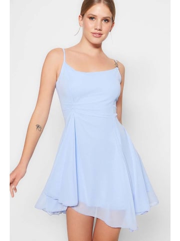 trendyol Kleid in Hellblau