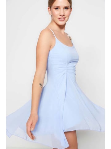 trendyol Kleid in Hellblau