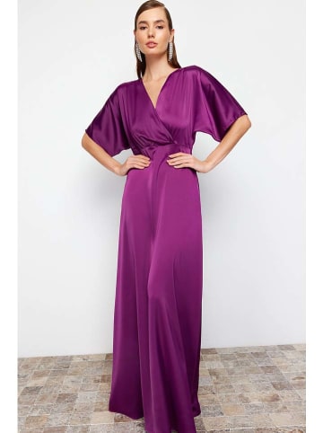 trendyol Kleid in Lila