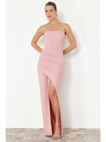 trendyol Kleid in Rosa