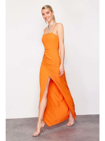 trendyol Kleid in Orange