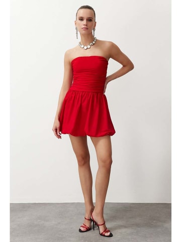 trendyol Kleid in Rot