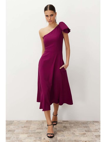 trendyol Kleid in Lila